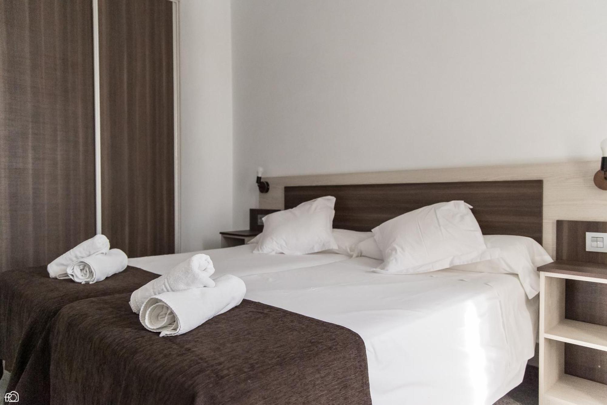 Meson Hostal La Cabana Medellín 外观 照片